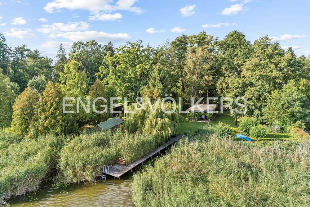 Thumbnail-Grundstück zu verkaufen in Schwerin 890.000,00 € 2253 m²