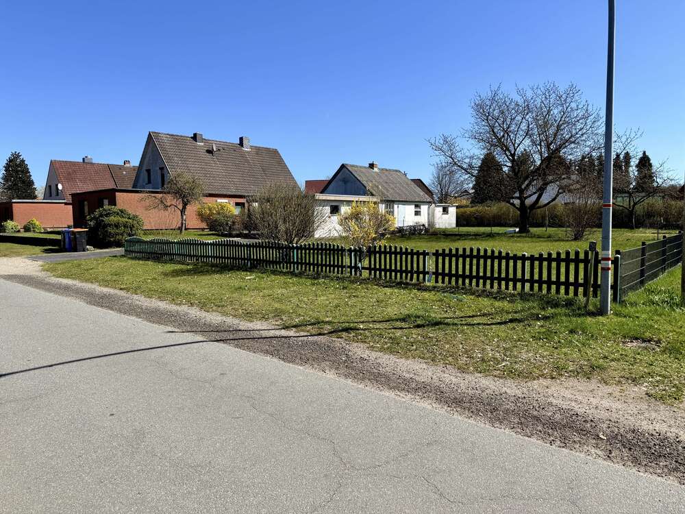 Thumbnail-Grundstück zu verkaufen in Wiemersdorf 275.000,00 € 1556 m²