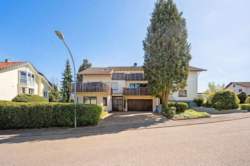 Thumbnail-Haus zum Kaufen in Baden-Baden 585.000,00 € 212 m²