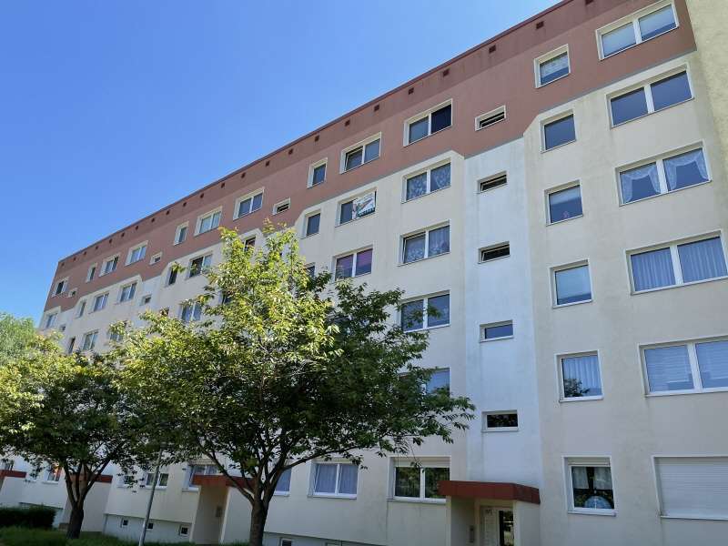 Thumbnail-Wohnung zum Mieten in Chemnitz 350,00 € 69.52 m²