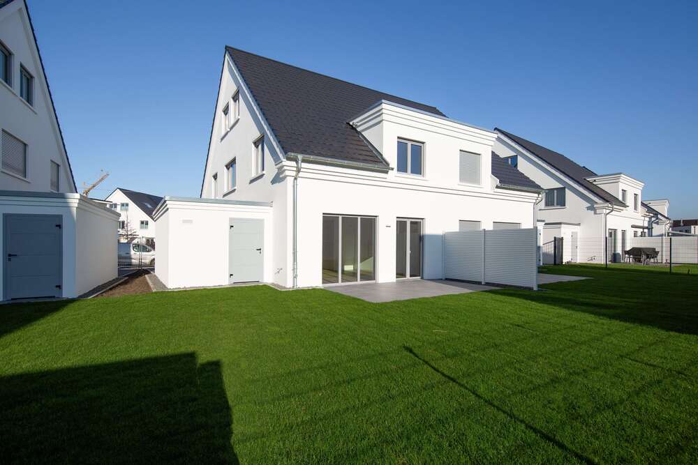 Thumbnail-Haus zum Mieten in Duisburg 3.600,00 € 160.28 m²