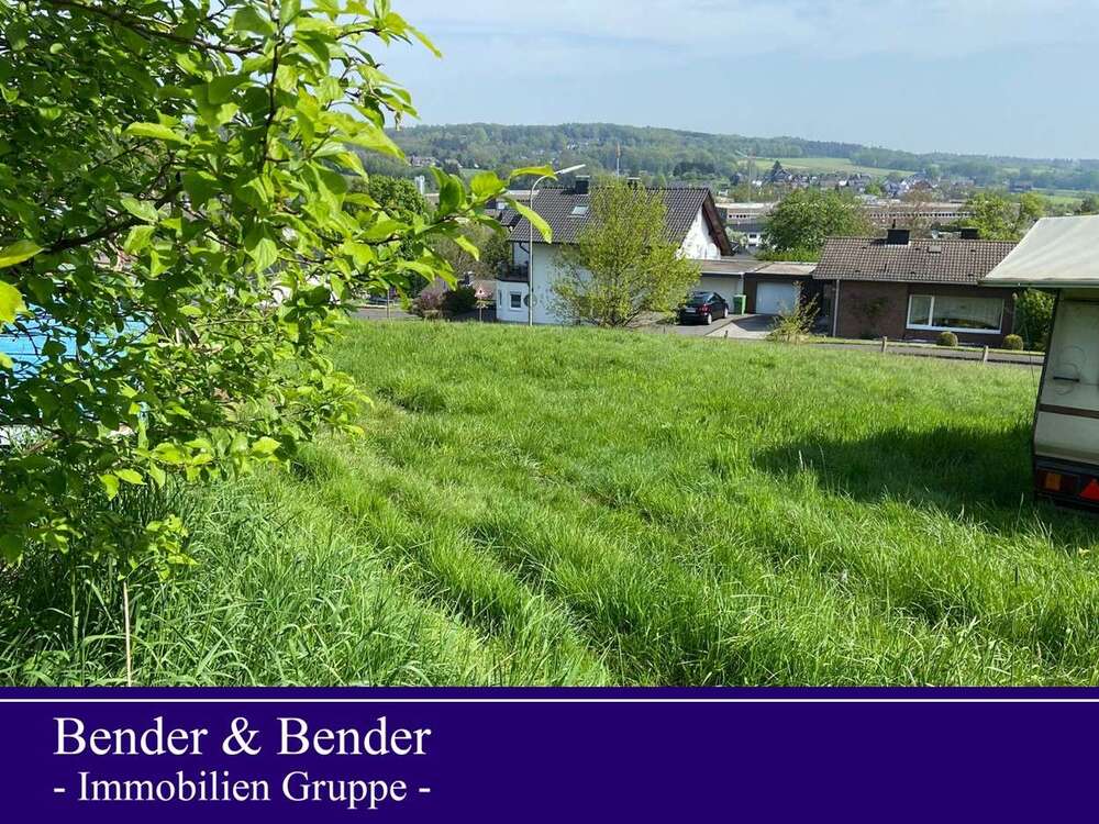 Thumbnail-Grundstück zu verkaufen in Wiehl Drabenderhöhe 115.000,00 € 694 m²