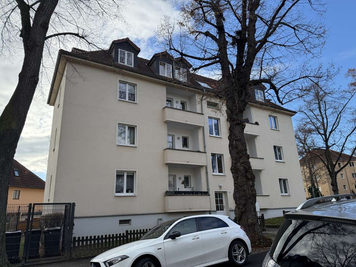 Thumbnail-Wohnung zum Kaufen in Dresden 115.000,00 € 39 m²