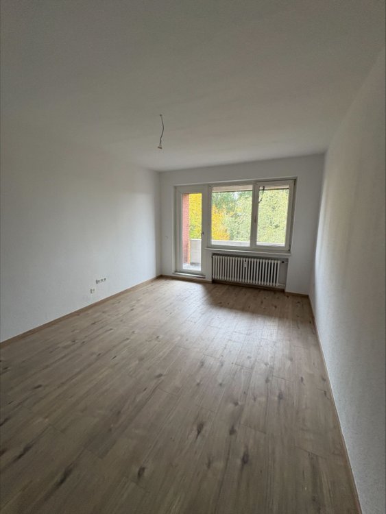 Thumbnail-Wohnung zum Mieten in Leer 487,00 € 68.25 m²