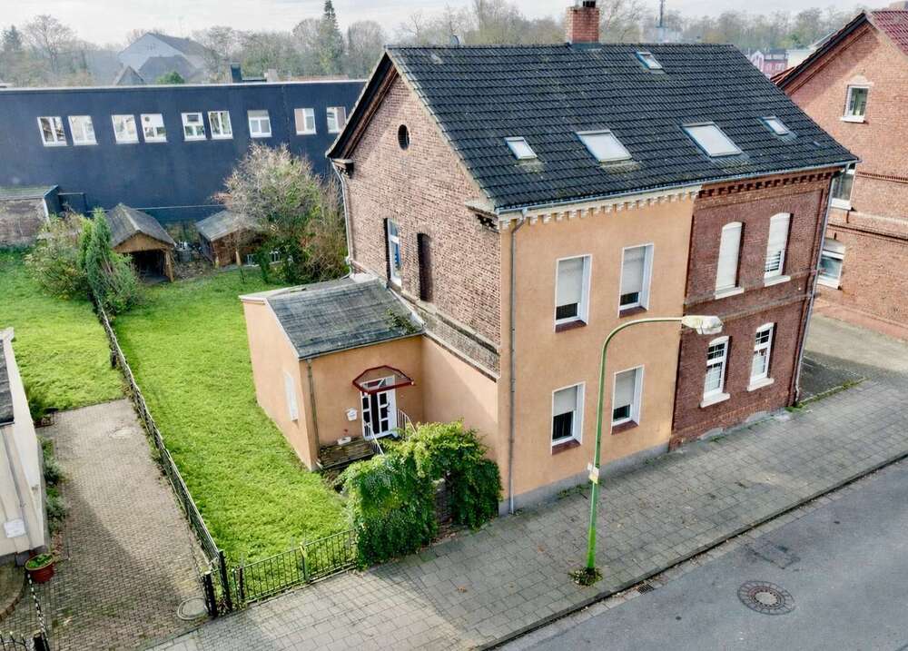Thumbnail-Haus zum Kaufen in Essen 329.000,00 € 120 m²