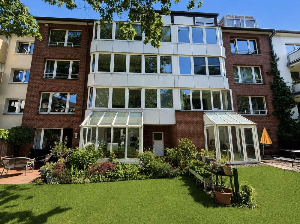 Thumbnail-Haus zum Kaufen in Düsseldorf 3.400.000,00 € 759 m²