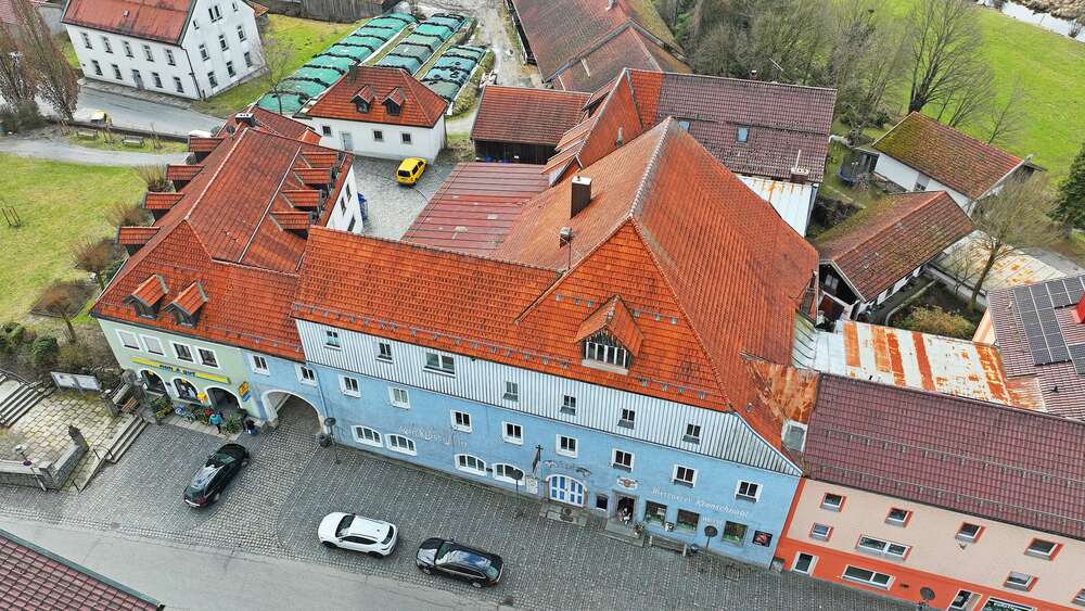 Thumbnail-Haus zum Kaufen in Deggendorf 590.000,00 € 500 m²