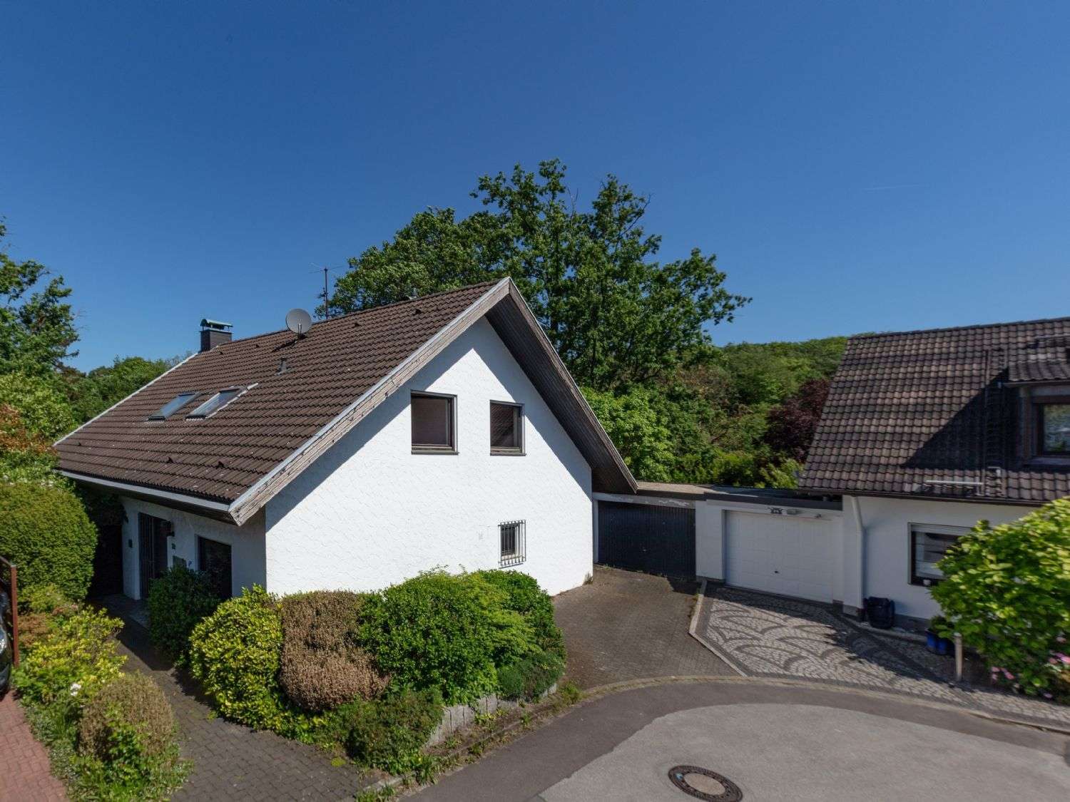 Thumbnail-Haus zum Kaufen in Heiligenhaus 698.000,00 € 185 m²