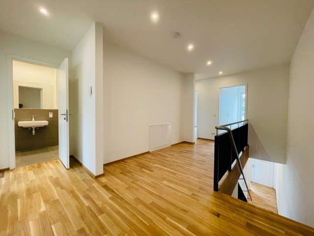 Thumbnail-Wohnung zum Mieten in Leipzig 1.710,45 € 126.7 m²
