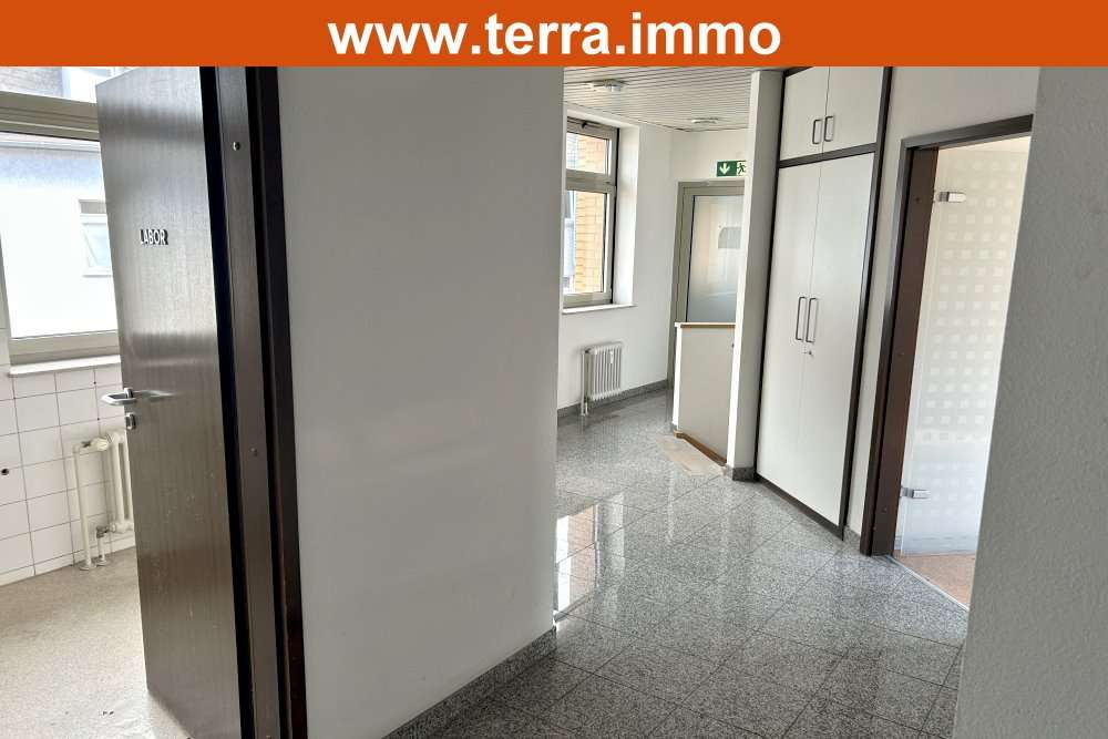 Thumbnail-Büro in Frankfurt am Main 1.120,00 € 140 m²