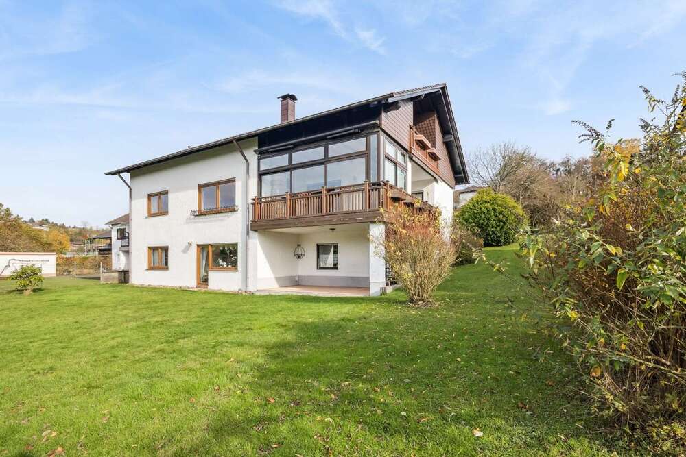 Thumbnail-Haus zum Kaufen in Ottweiler 449.000,00 € 280 m²