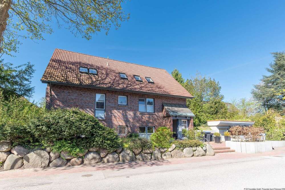 Thumbnail-Haus zum Kaufen in Kiel 625.000,00 € 202 m²
