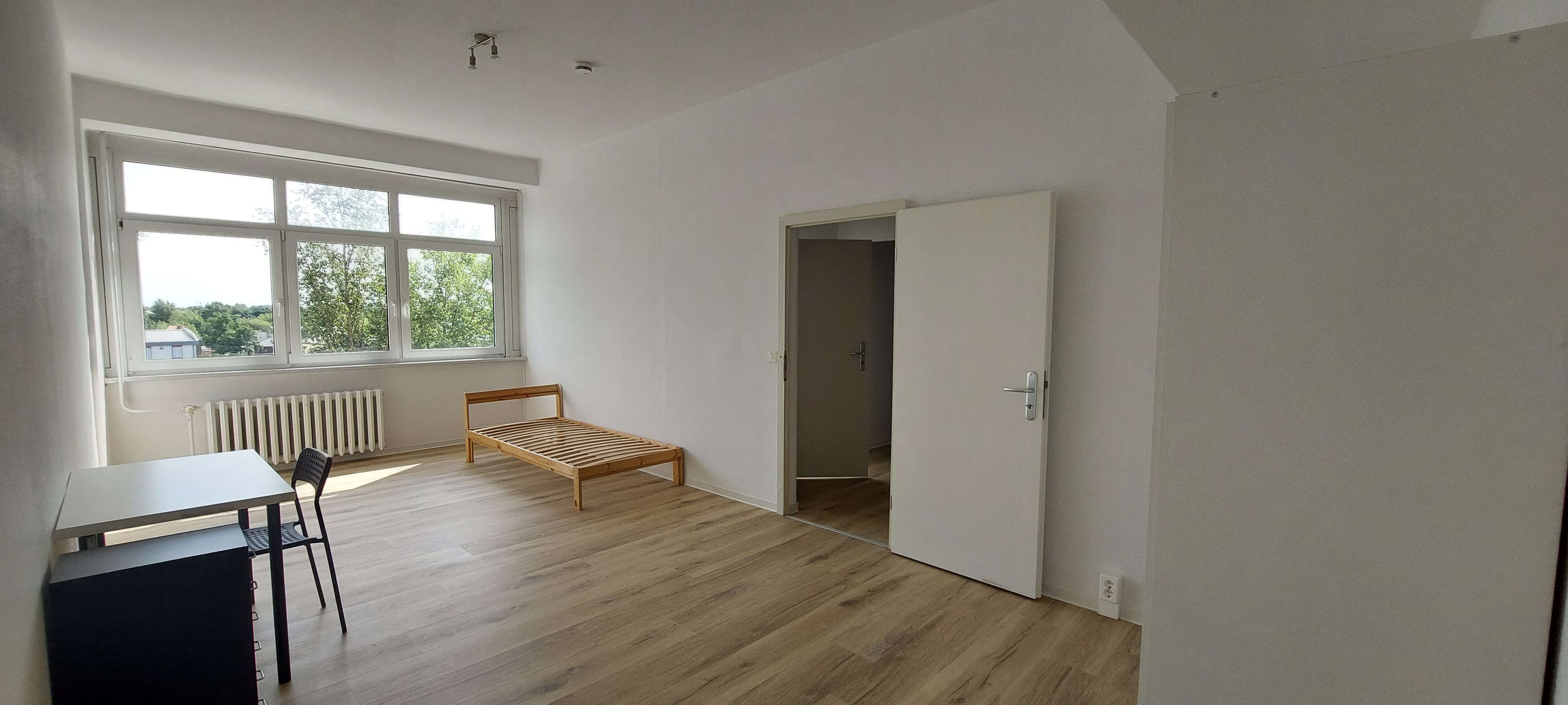 Thumbnail-Wohnung zum Mieten in Brandenburg an der Havel 270,00 € 50 m²