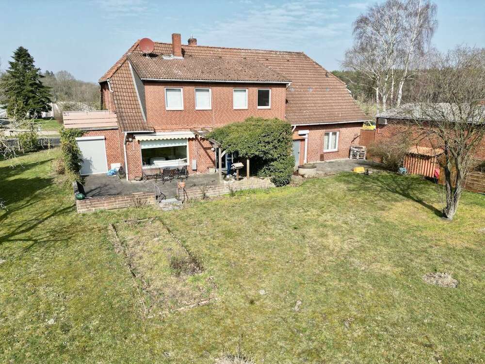 Thumbnail-Haus zum Kaufen in Neustadt am Rübenberge 349.000,00 € 240 m²