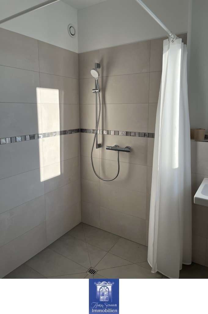 Thumbnail-Wohnung zum Mieten in Arnsdorf 600,00 € 45.79 m²