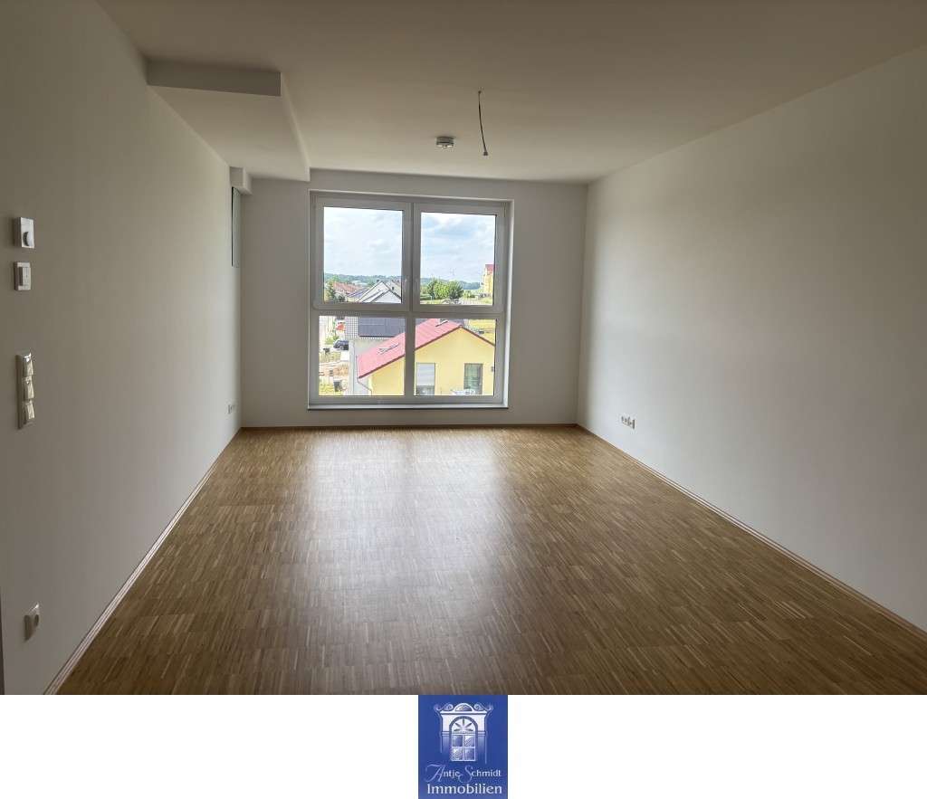 Thumbnail-Wohnung zum Mieten in Arnsdorf 580,00 € 44.19 m²