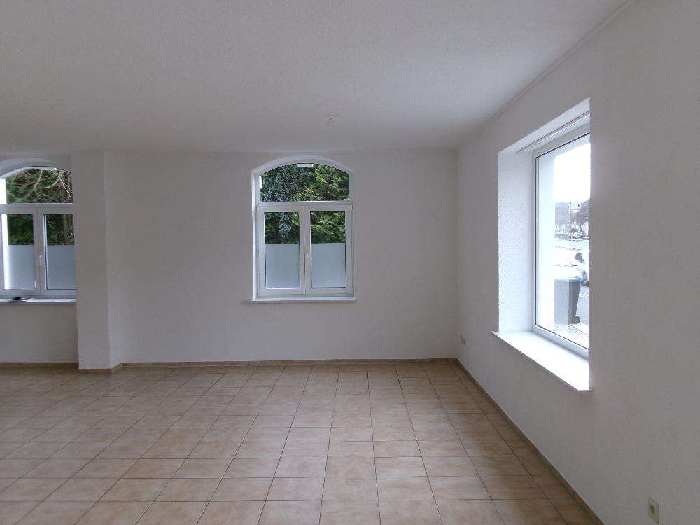 Thumbnail-Wohnung zum Mieten in Ellefeld 440,00 € 110 m²