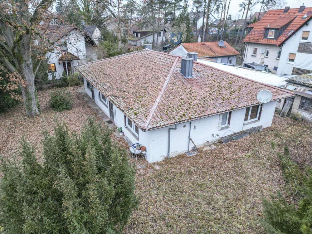 Thumbnail-Grundstück zu verkaufen in Röttenbach 450.000,00 € 870 m²