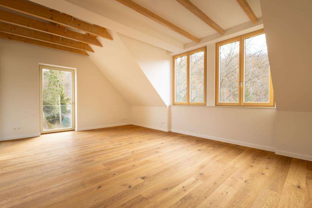 Thumbnail-Wohnung zum Mieten in Gera 2.180,00 € 185.61 m²