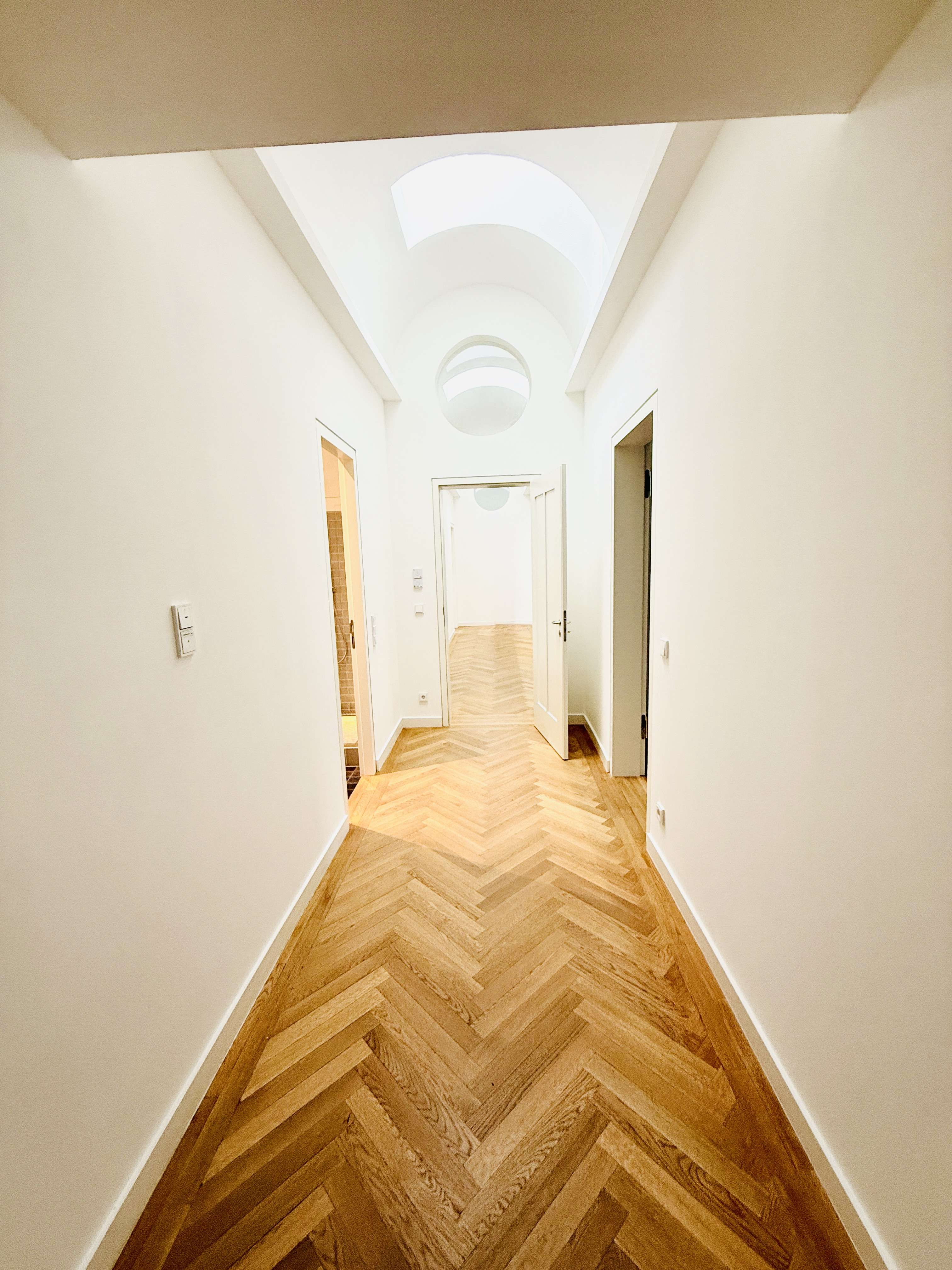 Thumbnail-Wohnung zum Mieten in München 5.950,00 € 166.8 m²