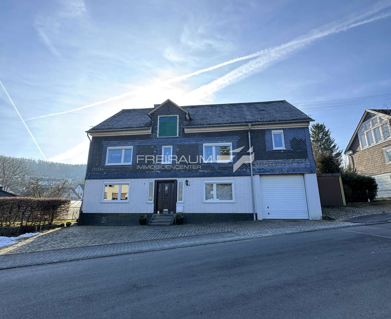 Thumbnail-Haus zum Kaufen in Siegen Seelbach 239.000,00 € 193.49 m²