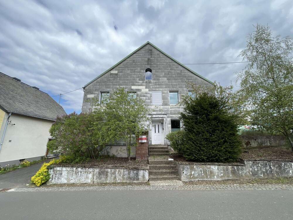 Thumbnail-Haus zum Kaufen in Morbach 145.000,00 € 194 m²