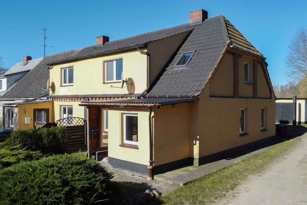 Thumbnail-Haus zum Kaufen in Gülzow-Prüzen 69.000,00 € 106.03 m²