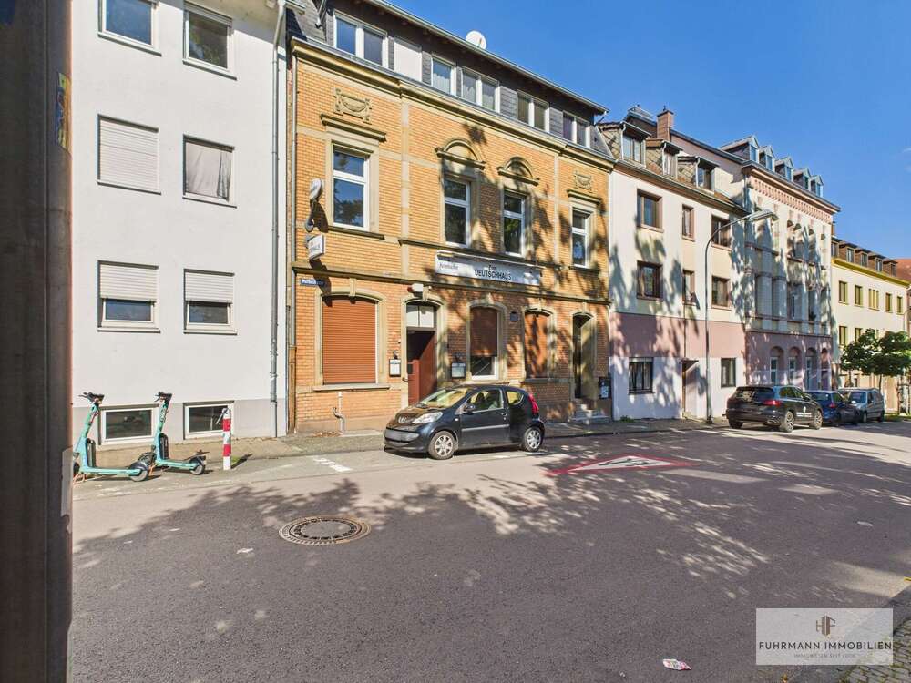 Thumbnail-Haus zum Kaufen in Saarbrücken 465.000,00 € 239 m²