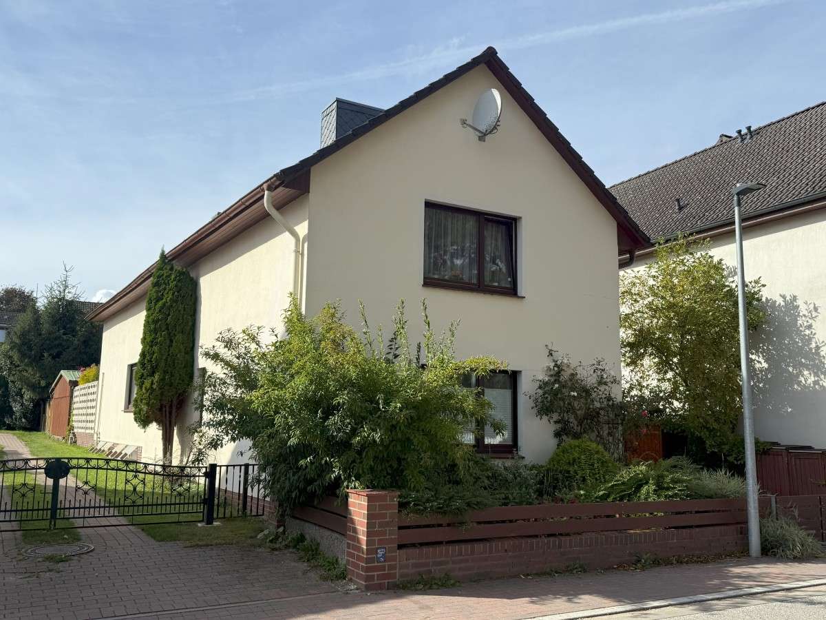 Thumbnail-Haus zum Kaufen in Schwarzenbek 399.000,00 € 182 m²