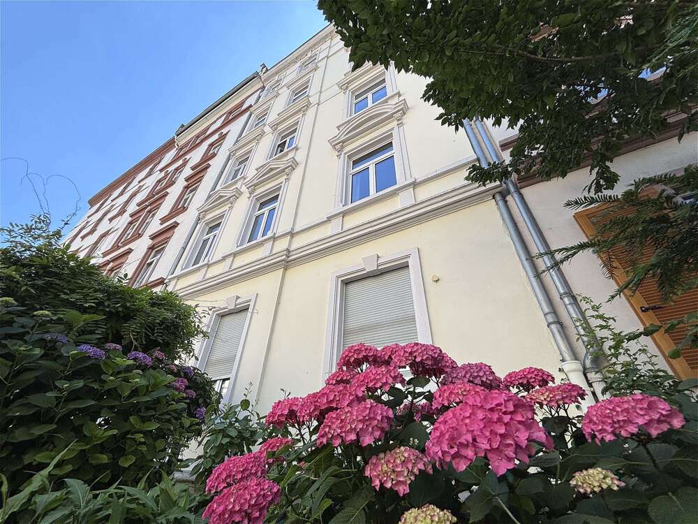 Thumbnail-Wohnung zum Kaufen in Frankfurt am Main 740.000,00 € 96 m²