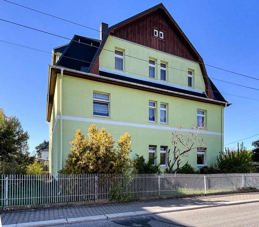 Thumbnail-Haus zum Kaufen in Lugau 169.000,00 € 340 m²