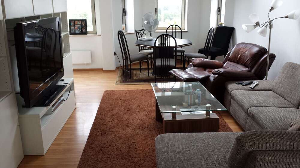 Thumbnail-Wohnung zum Mieten in Wiesbaden 3.100,00 € 146 m²