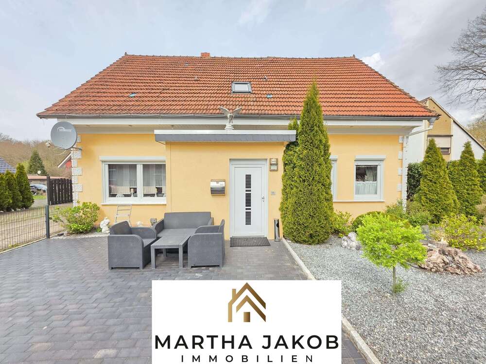 Thumbnail-Haus zum Kaufen in Schiffdorf 299.900,00 € 215 m²