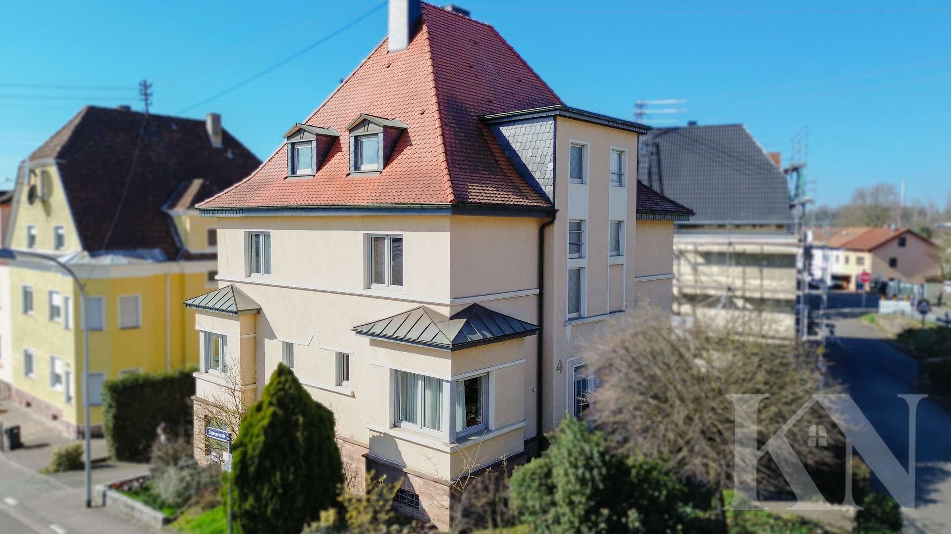 Thumbnail-Haus zum Kaufen in Saarbrücken 449.000,00 € 314.77 m²