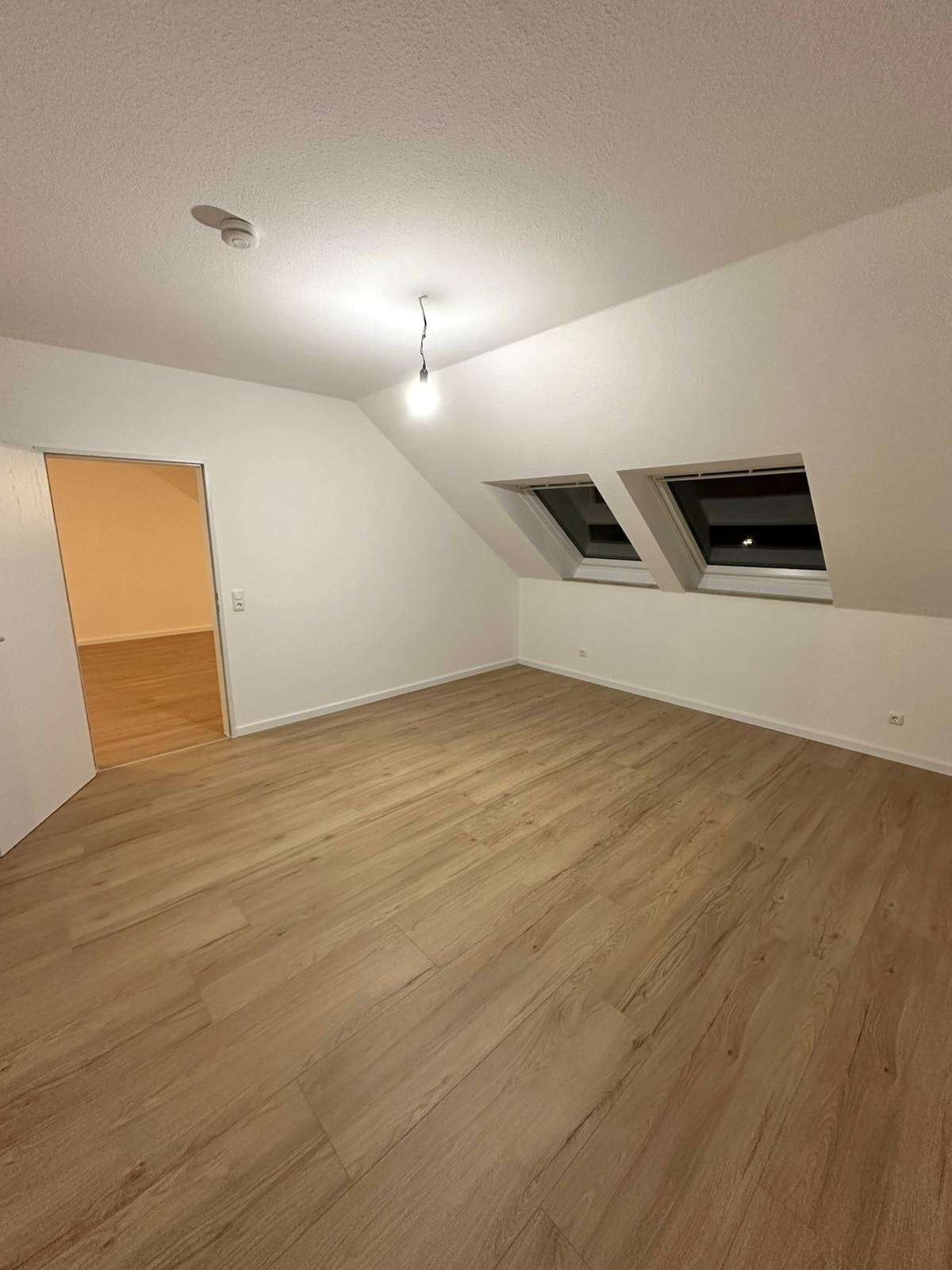 Thumbnail-Wohnung zum Mieten in Sankt Augustin 1.150,00 € 104 m²