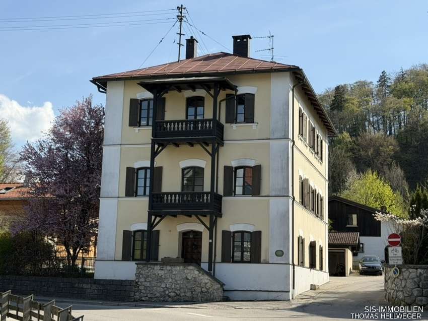 Thumbnail-Haus zum Kaufen in Oberaudorf 568.000,00 € 275 m²