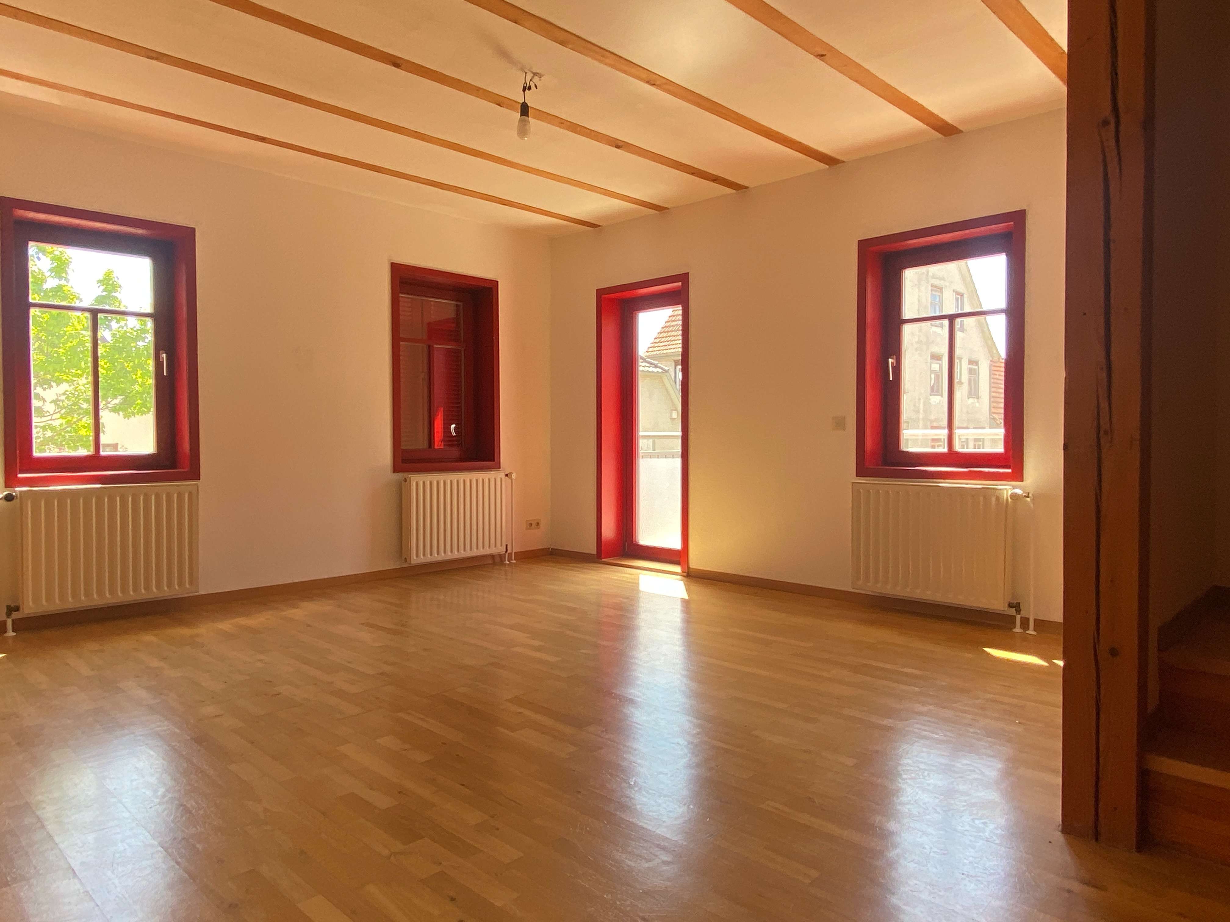 Thumbnail-Wohnung zum Kaufen in Schlaitdorf 309.000,00 € 84.8 m²