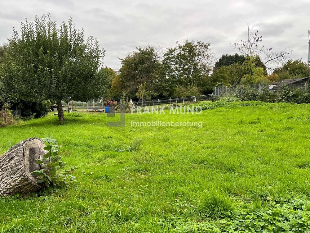 Thumbnail-Grundstück zu verkaufen in Mönchengladbach-Wickrathberg 270.000,00 € 1049 m²