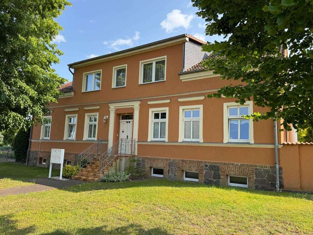 Thumbnail-Haus zum Kaufen in Grossmutz Löwenberger Land 799.000,00 € 275 m²
