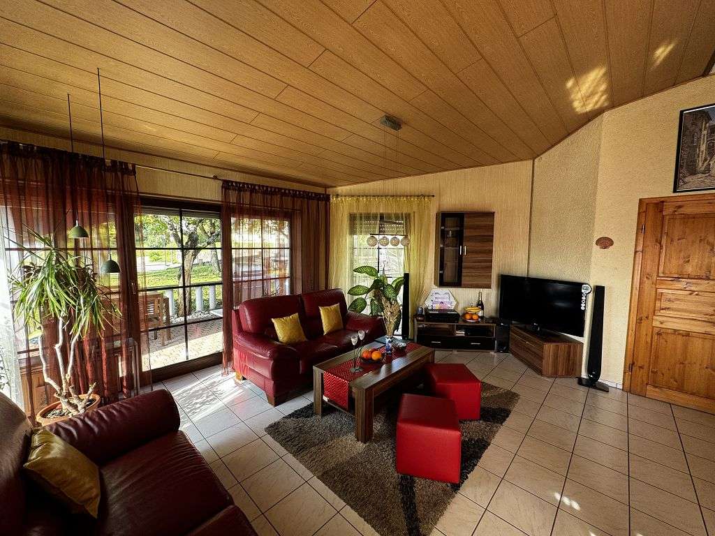 Thumbnail-Wohnung zum Kaufen in Trierweiler 290.000,00 € 81.6 m²