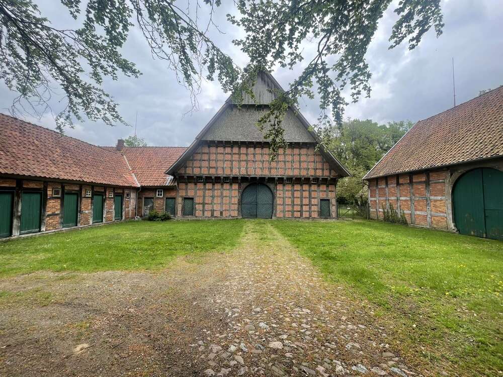 Thumbnail-Haus zum Kaufen in Gehrde 8.900.000,00 € 200 m²
