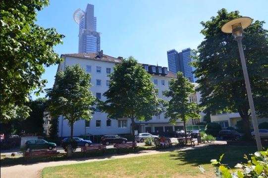 Thumbnail-Wohnung zum Mieten in Frankfurt a. M. 1.900,00 € 90 m²