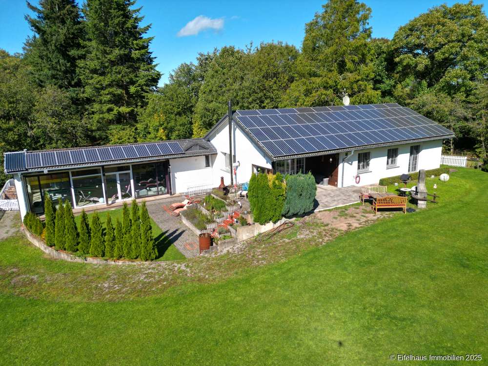 Thumbnail-Haus zum Kaufen in Hellenthal Paulushof 481.000,00 € 182.43 m²