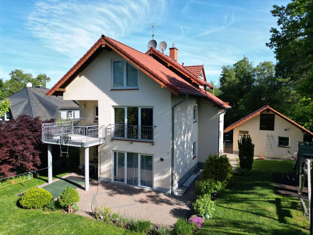 Thumbnail-Haus zum Kaufen in Taunusstein 935.000,00 € 241 m²