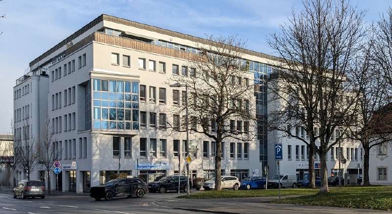 Thumbnail-Büro in Straubing 2.072,00 € 207.2 m²
