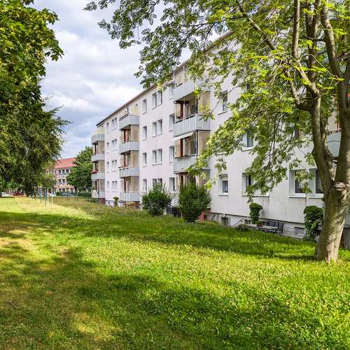 Thumbnail-Wohnung zum Mieten in Freiberg 296,00 € 47 m²