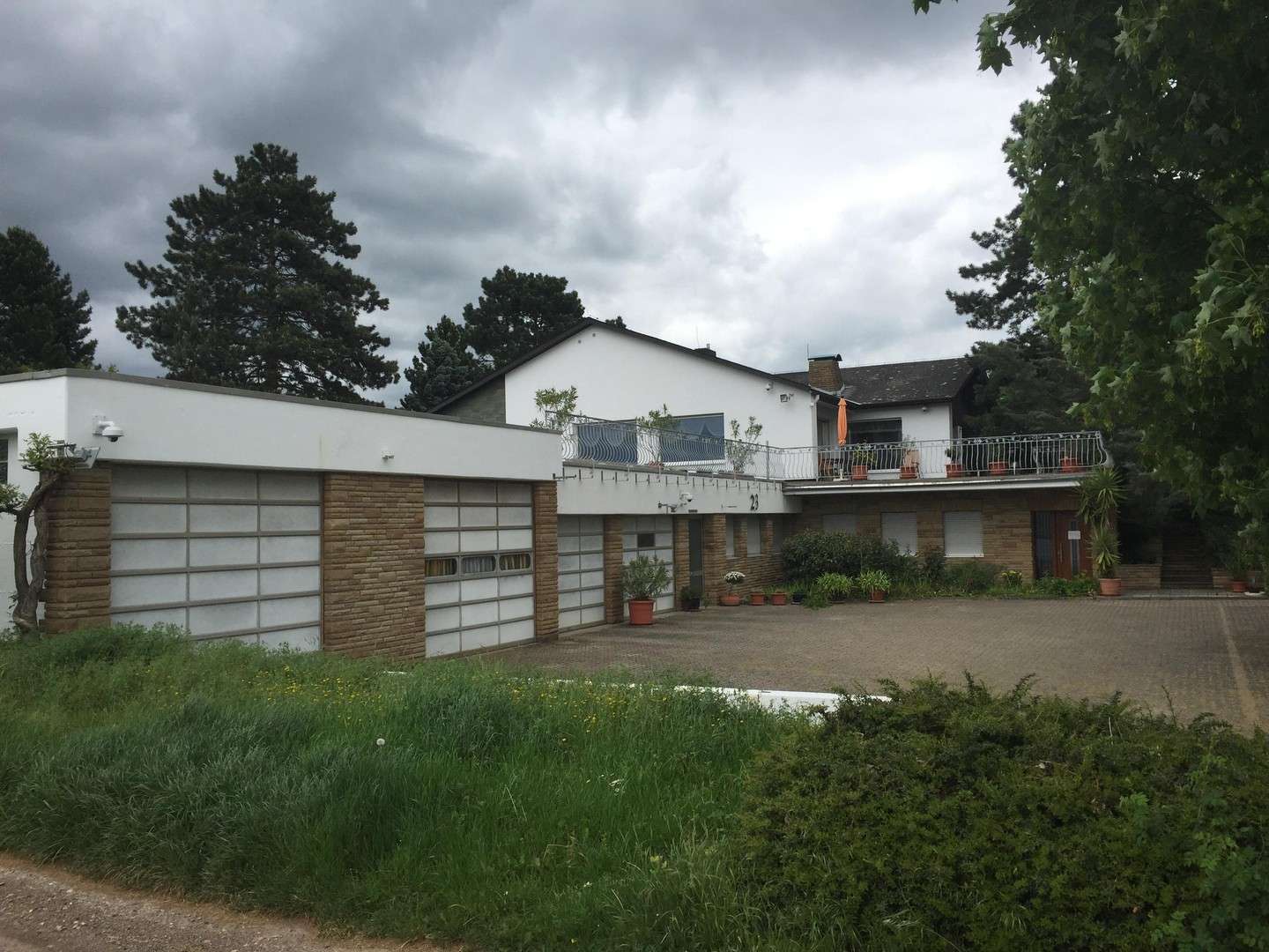 Thumbnail-Haus zum Kaufen in Horrweiler 1.480.000,00 € 300 m²