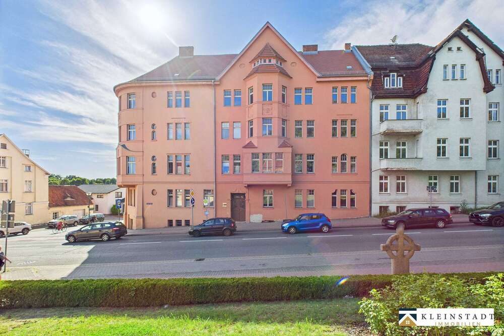 Thumbnail-Haus zum Kaufen in Havelberg 750.000,00 € 832 m²