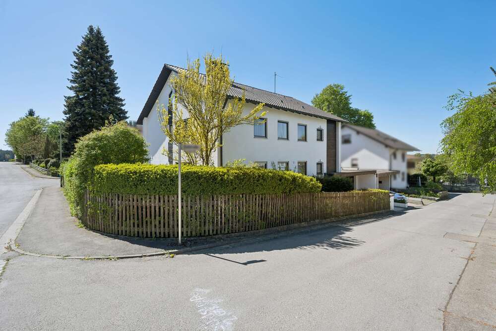 Thumbnail-Haus zum Kaufen in Dasing 1.300.000,00 € 250 m²