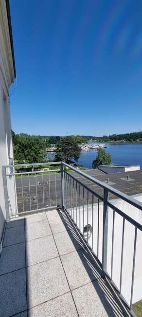 Thumbnail-Wohnung zum Mieten in Potsdam 2.300,00 € 135 m²